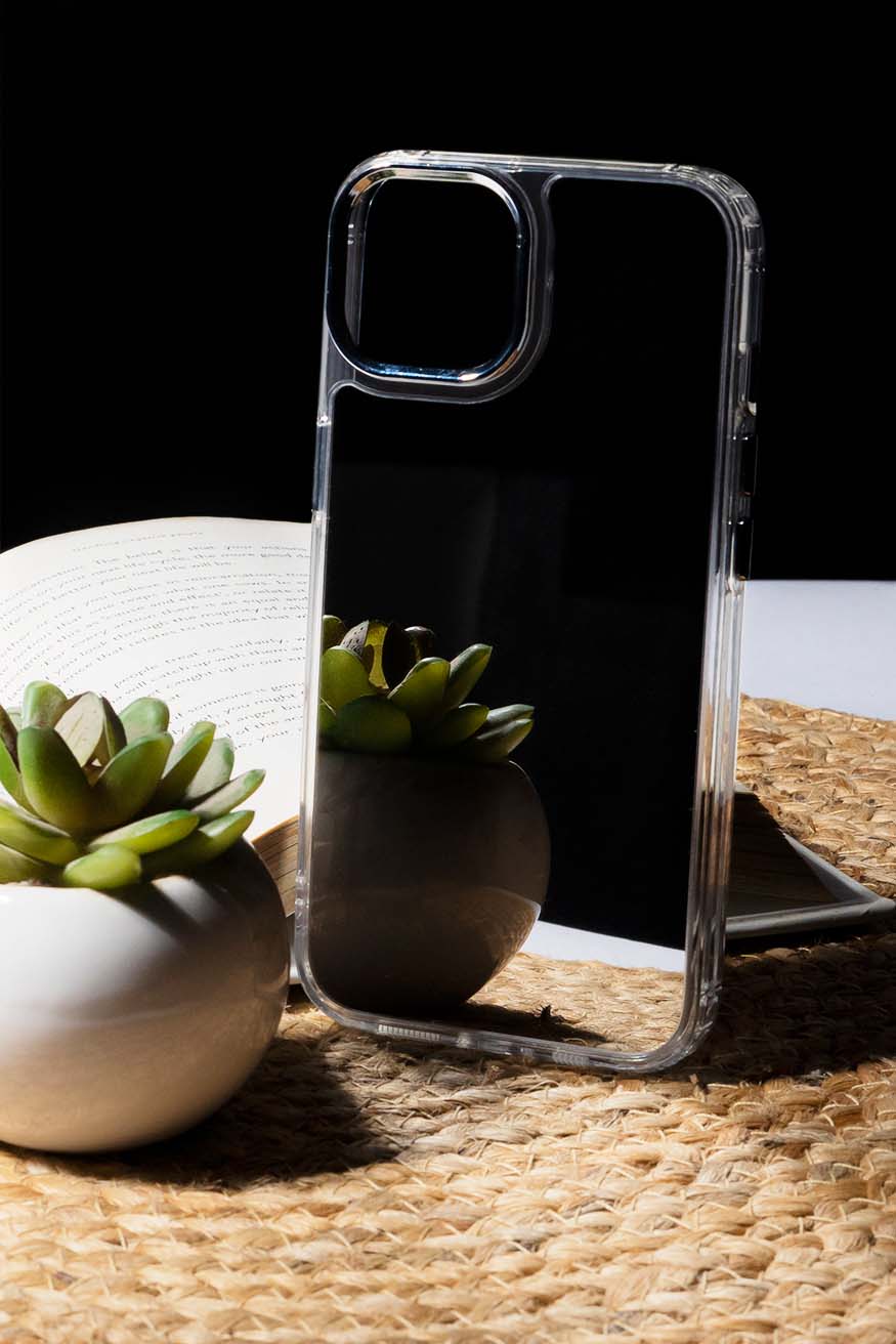 Mirror iPhone case - Instant reflections anytime