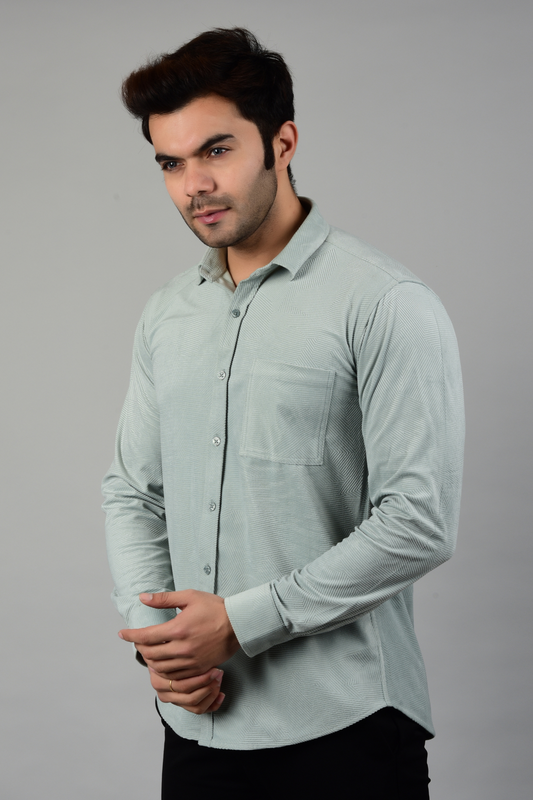 Sky colored shirt worn by a model-Muselot