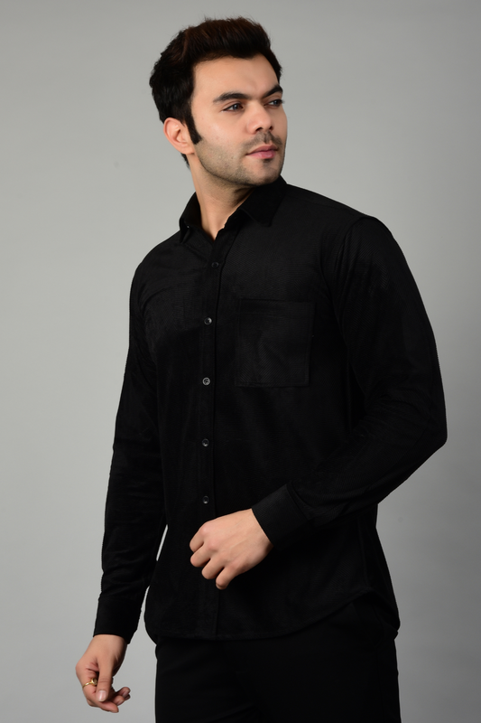 A full sleeve black shirt worn by a model-Muselot