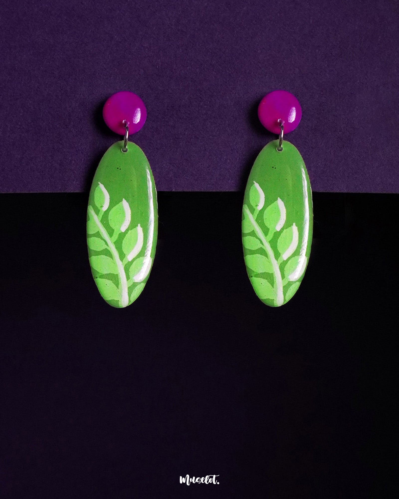 Patbaan_leaf_drop_earrings_Muselot.jpg