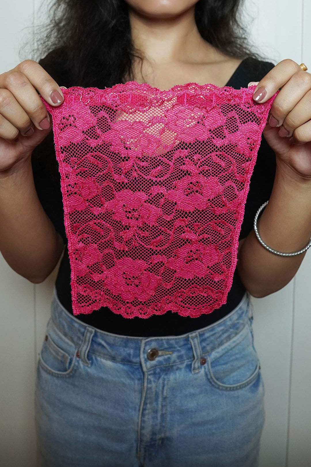 Rose_Pink_Lacy_Mockers_Muselot_1.jpg