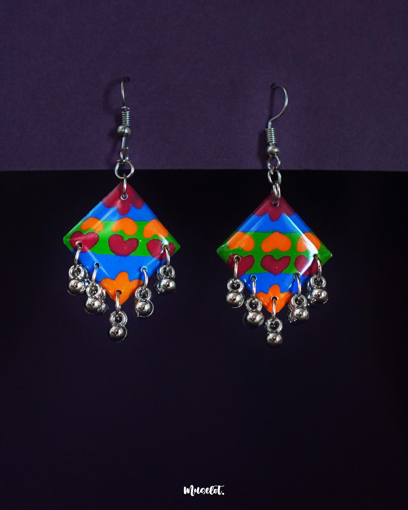 Shokhiyaan_hook_earrings_Muselot.jpg