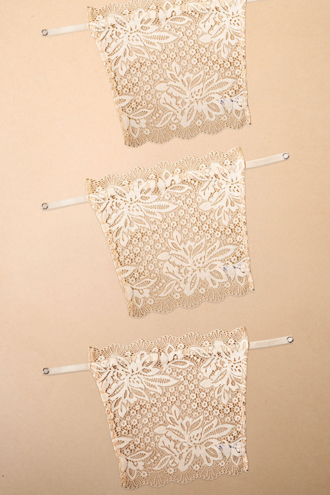 Muselot Lacy Mockers Pack of 3 – 3 Beige lace clip-on camisole cleavage cover for women