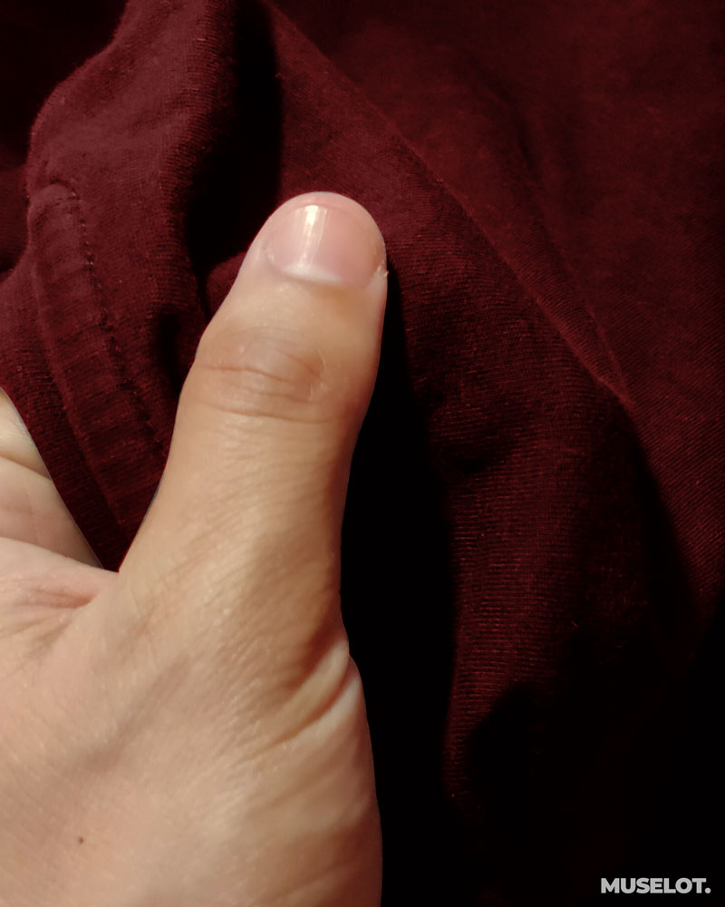 Plain maroon t shirt for women in half sleeves and round neck - Muselot