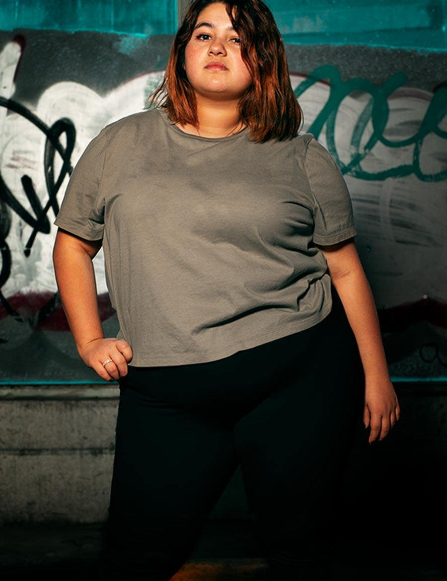 plain t shirts - Plus size t shirts (dark solid colors)  - MUSELOT