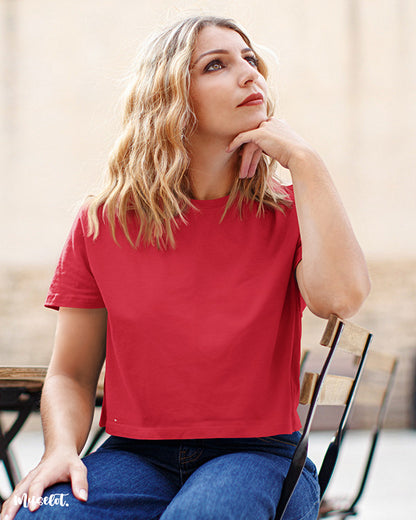 Red plain cropped t shirt