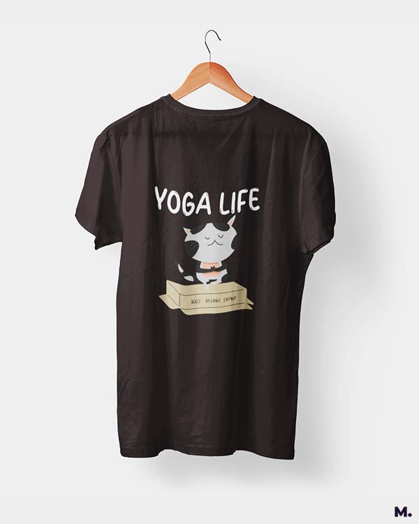 Muselot's Charcoal grey t-shirt printed with Yoga life - 100% organic catnip for yoga and cat lovers.