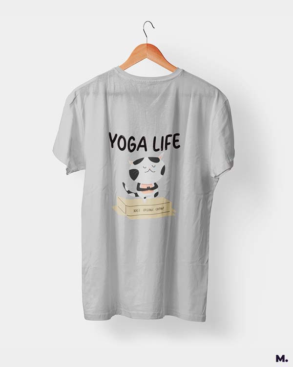 Muselot's Melange grey t-shirt printed with Yoga life - 100% organic catnip for yoga and cat lovers.